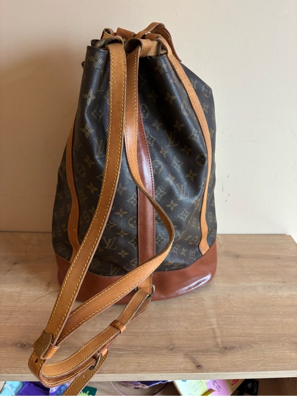 Authentic Louis Vuitton monogram backpack - Picture 4 of 7